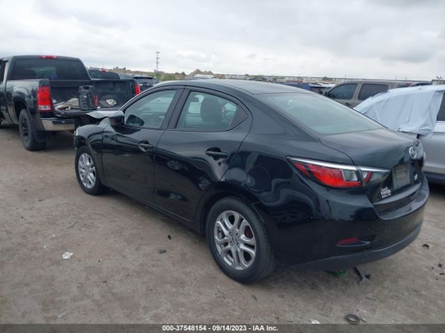 Photo 2 VIN: 3MYDLBZV3GY105443 - SCION IA 