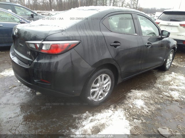 Photo 3 VIN: 3MYDLBZV3GY118242 - SCION IA 