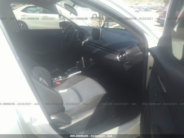 Photo 4 VIN: 3MYDLBZV3GY146266 - SCION IA 