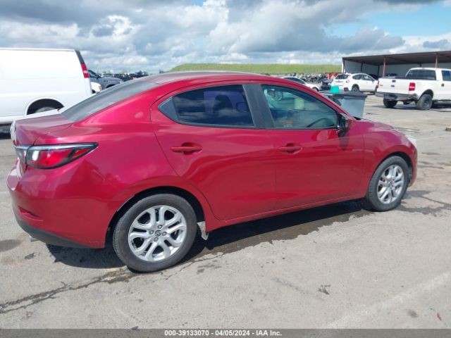 Photo 3 VIN: 3MYDLBZV4GY102731 - SCION IA 