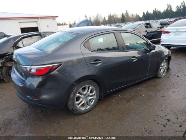 Photo 3 VIN: 3MYDLBZV4GY109551 - SCION IA 