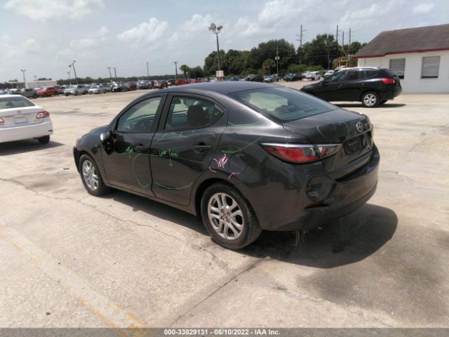 Photo 2 VIN: 3MYDLBZV4GY123899 - SCION IA 