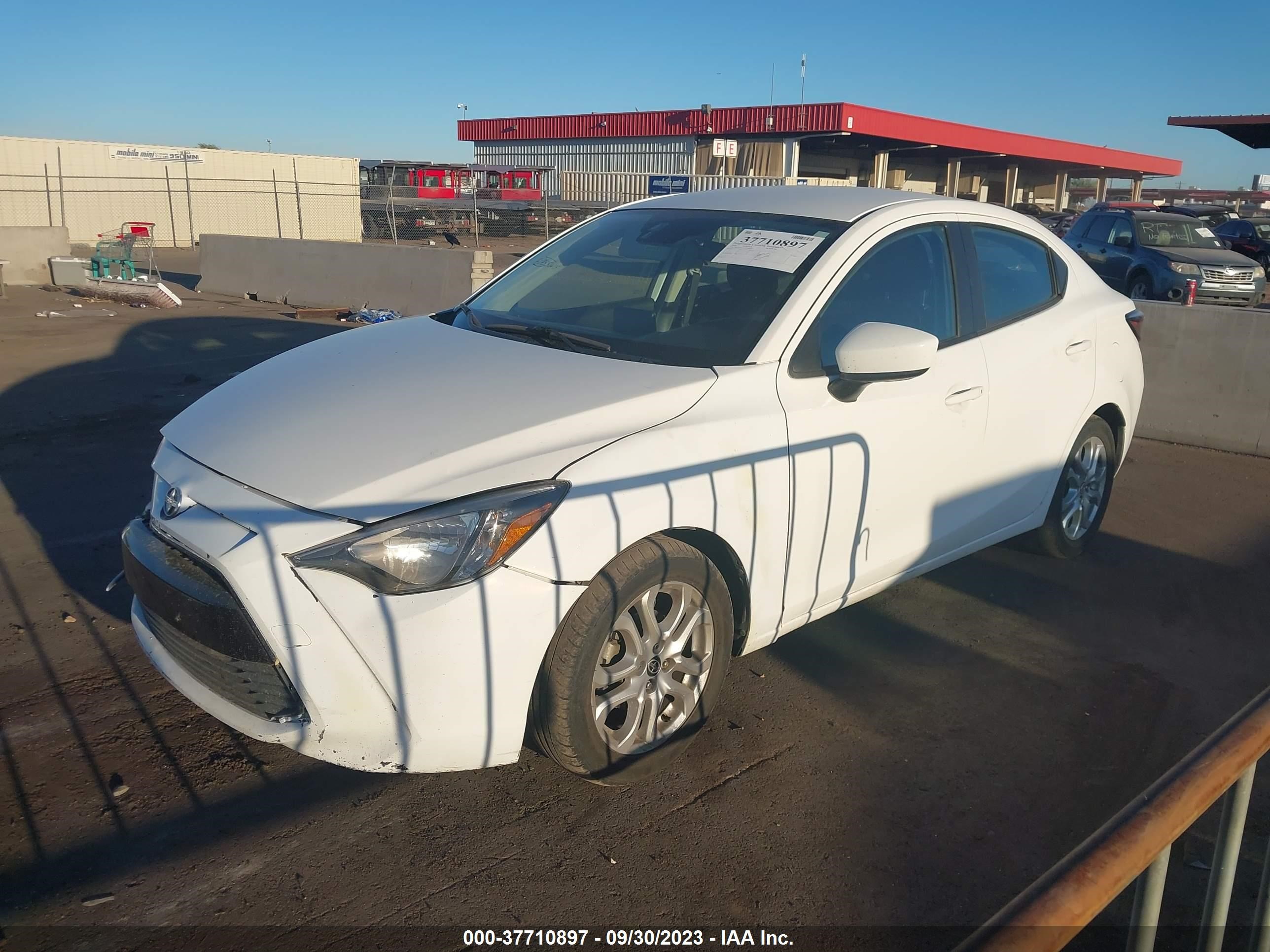 Photo 1 VIN: 3MYDLBZV4GY126818 - SCION IA 