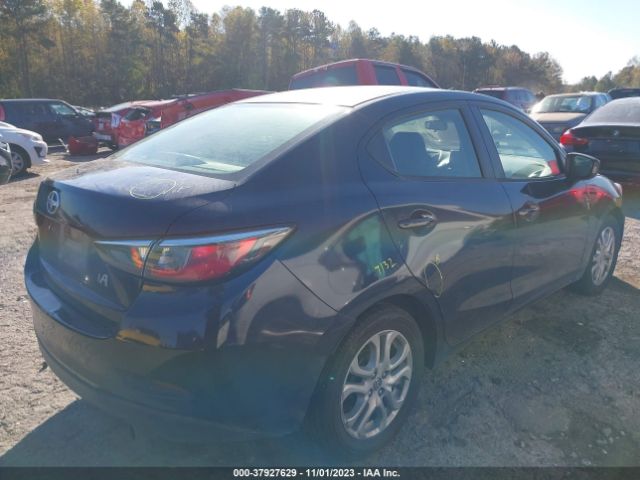 Photo 3 VIN: 3MYDLBZV4GY131369 - SCION IA 