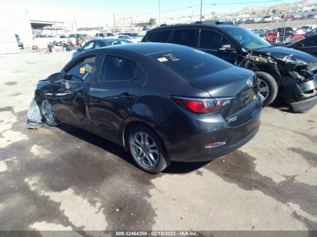 Photo 2 VIN: 3MYDLBZV5GY105363 - SCION IA 