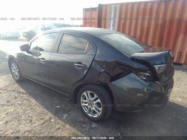 Photo 2 VIN: 3MYDLBZV5GY106786 - SCION IA 