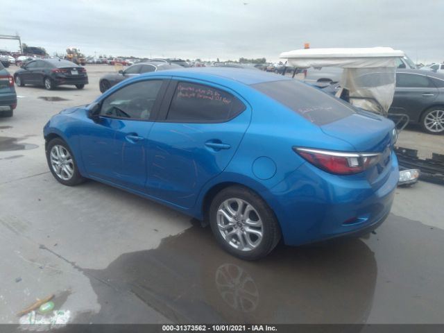 Photo 2 VIN: 3MYDLBZV5GY111860 - SCION IA 