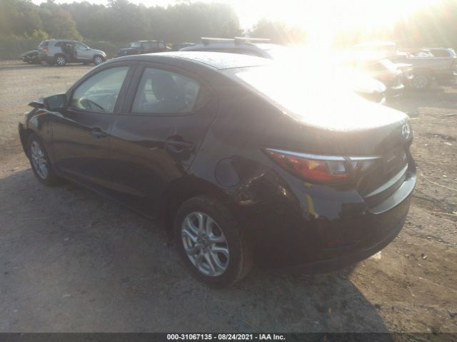 Photo 2 VIN: 3MYDLBZV5GY118498 - SCION IA 