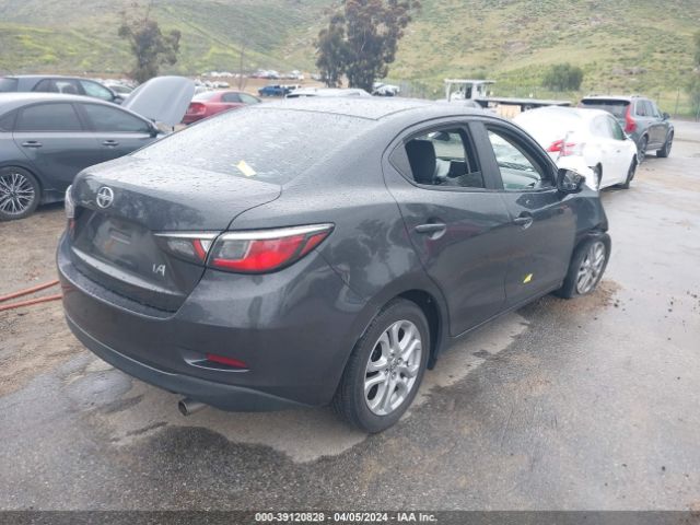 Photo 3 VIN: 3MYDLBZV5GY118758 - TOYOTA SCION IA 