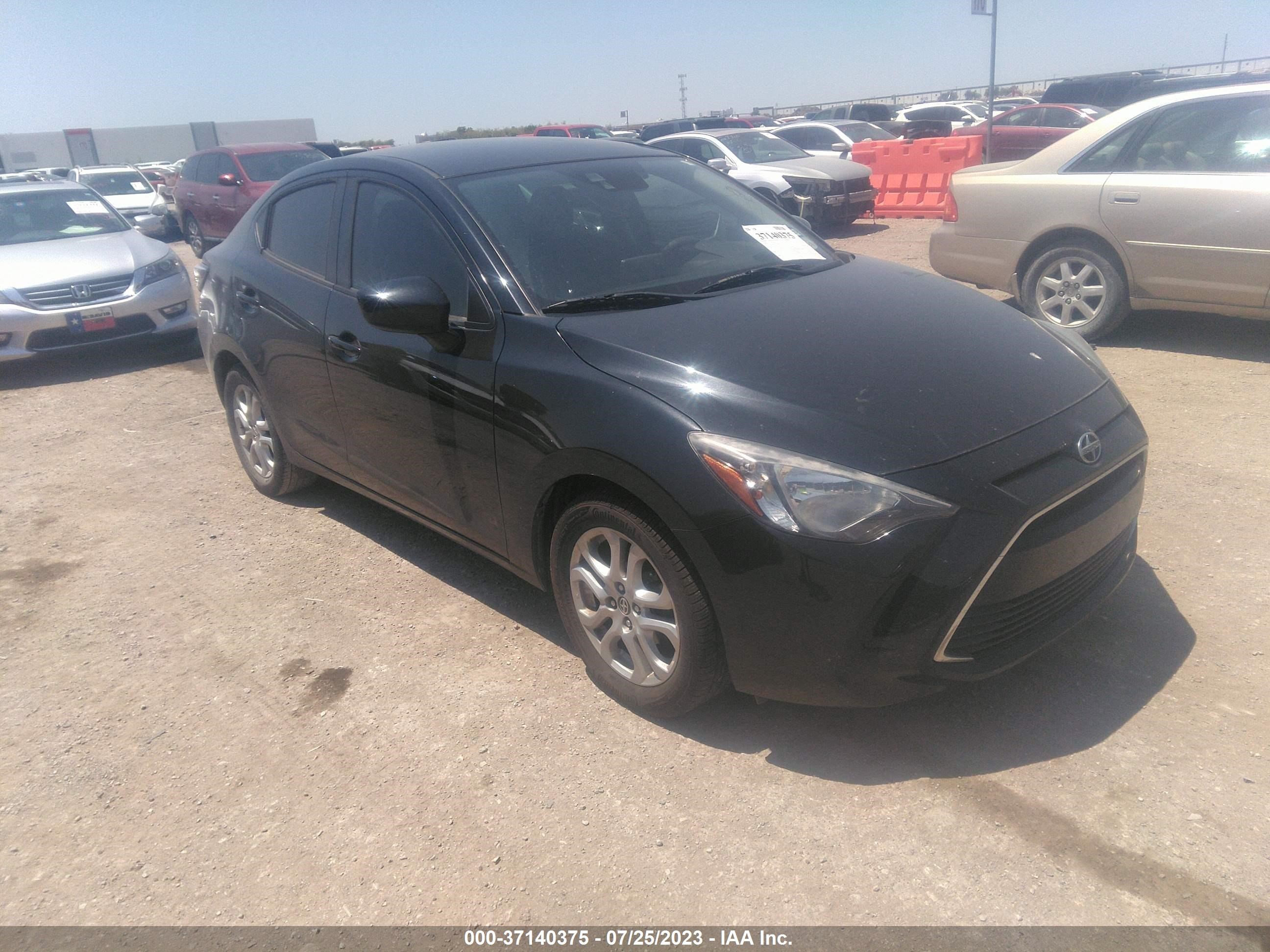 Photo 0 VIN: 3MYDLBZV5GY142994 - SCION IA 