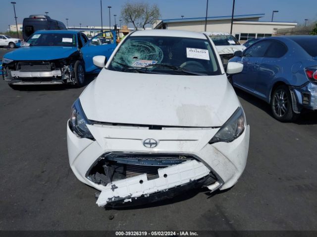 Photo 5 VIN: 3MYDLBZV5GY145863 - TOYOTA SCION IA 