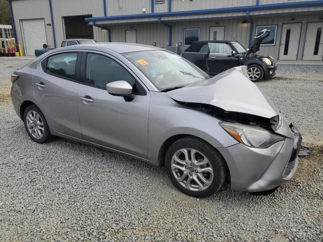 Photo 3 VIN: 3MYDLBZV6GY106411 - TOYOTA SCION IA 