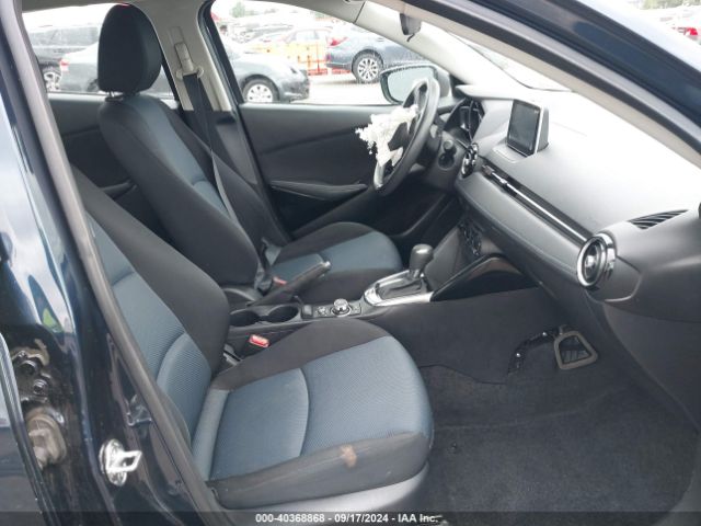 Photo 4 VIN: 3MYDLBZV6GY112435 - TOYOTA SCION IA 