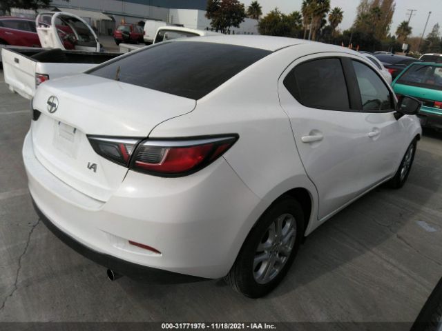 Photo 3 VIN: 3MYDLBZV6GY117716 - SCION IA 