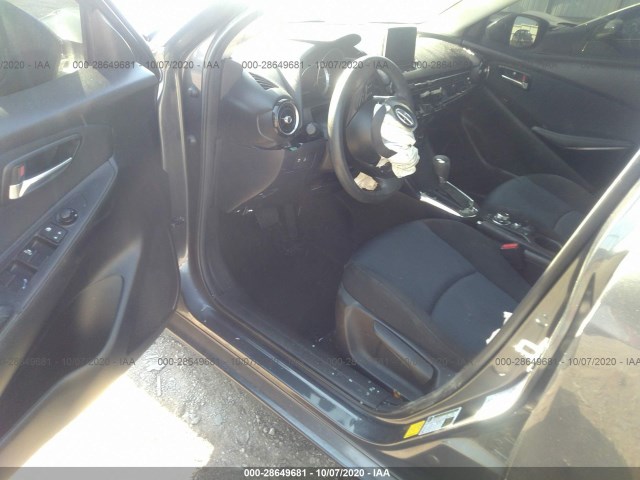 Photo 4 VIN: 3MYDLBZV6GY120647 - SCION IA 