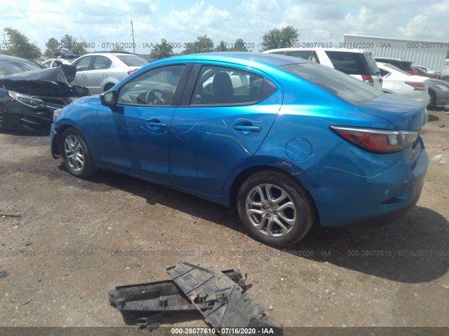 Photo 2 VIN: 3MYDLBZV6GY121829 - SCION IA 