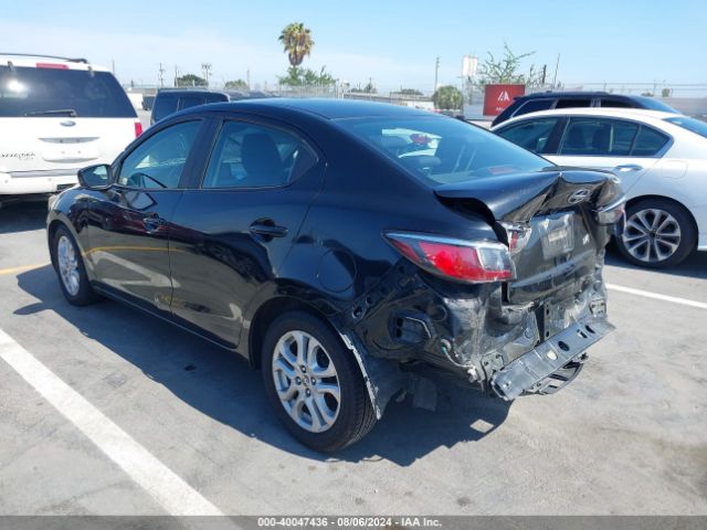 Photo 2 VIN: 3MYDLBZV6GY127503 - TOYOTA SCION IA 