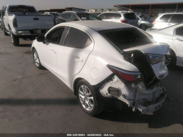 Photo 2 VIN: 3MYDLBZV6GY144169 - SCION IA 