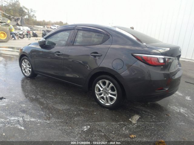 Photo 2 VIN: 3MYDLBZV7GY107213 - SCION IA 