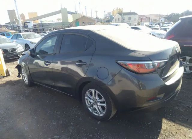 Photo 2 VIN: 3MYDLBZV7GY129244 - SCION IA 