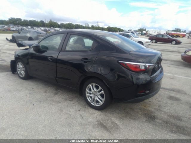 Photo 2 VIN: 3MYDLBZV8GY101453 - SCION IA 