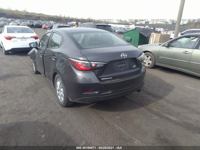 Photo 2 VIN: 3MYDLBZV8GY104921 - SCION IA 