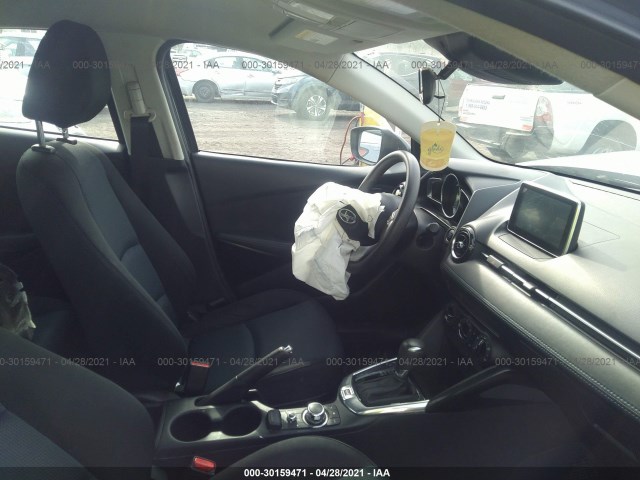 Photo 4 VIN: 3MYDLBZV8GY104921 - SCION IA 