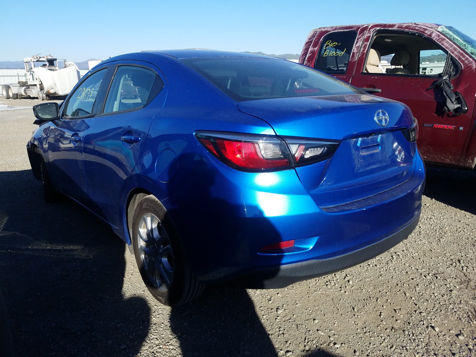 Photo 2 VIN: 3MYDLBZV8GY132279 - TOYOTA SCION IA 