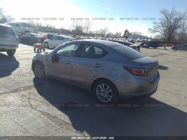 Photo 2 VIN: 3MYDLBZV8GY137966 - SCION IA 