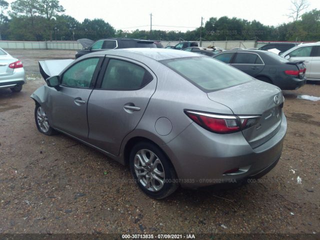 Photo 2 VIN: 3MYDLBZV8GY144318 - SCION IA 