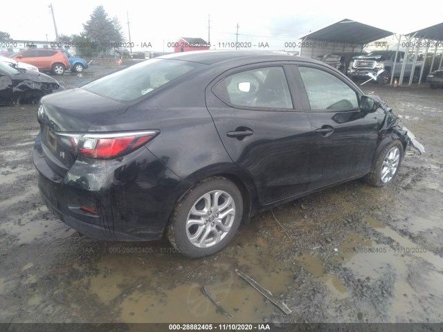 Photo 3 VIN: 3MYDLBZV9GY109965 - SCION IA 