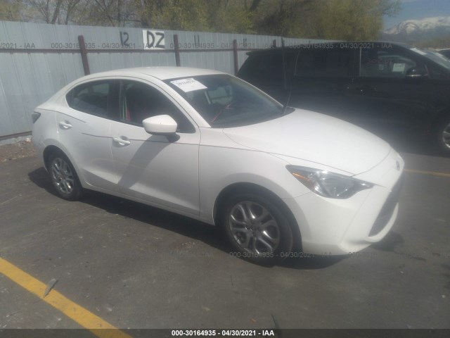 Photo 0 VIN: 3MYDLBZV9GY123428 - SCION IA 