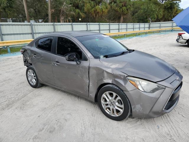 Photo 3 VIN: 3MYDLBZV9GY134610 - TOYOTA SCION IA 