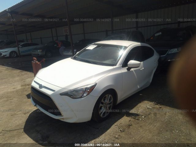 Photo 1 VIN: 3MYDLBZV9GY142867 - SCION IA 