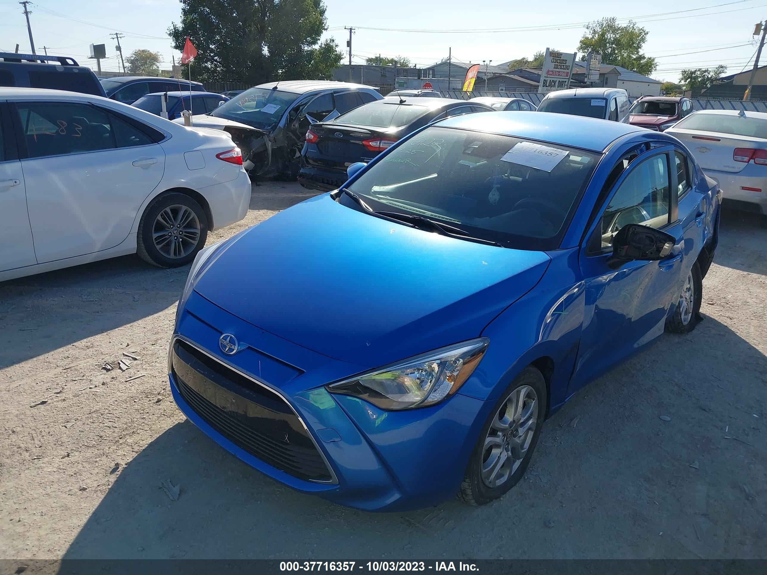 Photo 1 VIN: 3MYDLBZVXGY112096 - SCION IA 