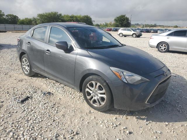 Photo 3 VIN: 3MYDLBZVXGY137483 - TOYOTA SCION IA 