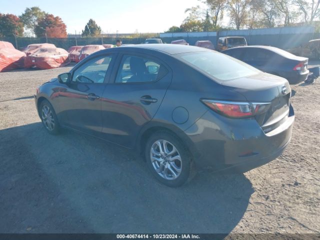 Photo 2 VIN: 3MYDLBZVXGY137628 - TOYOTA SCION IA 