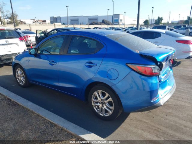 Photo 2 VIN: 3MYDLBZVXGY138262 - SCION IA 