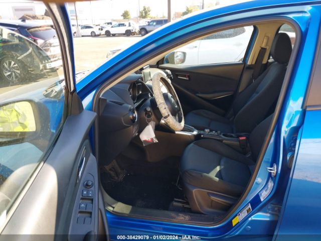 Photo 4 VIN: 3MYDLBZVXGY138262 - SCION IA 