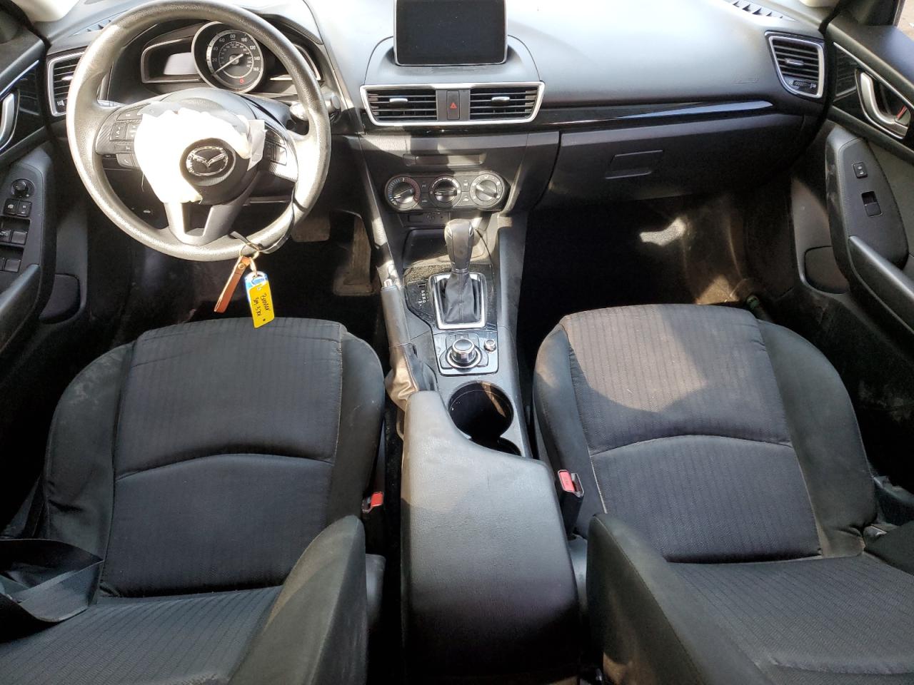 Photo 7 VIN: 3MZBM1J70GM267240 - MAZDA 3 