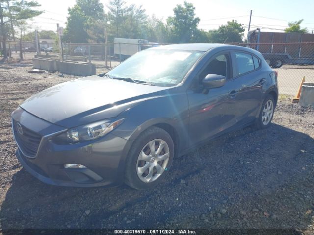 Photo 1 VIN: 3MZBM1J71GM317935 - MAZDA MAZDA3 