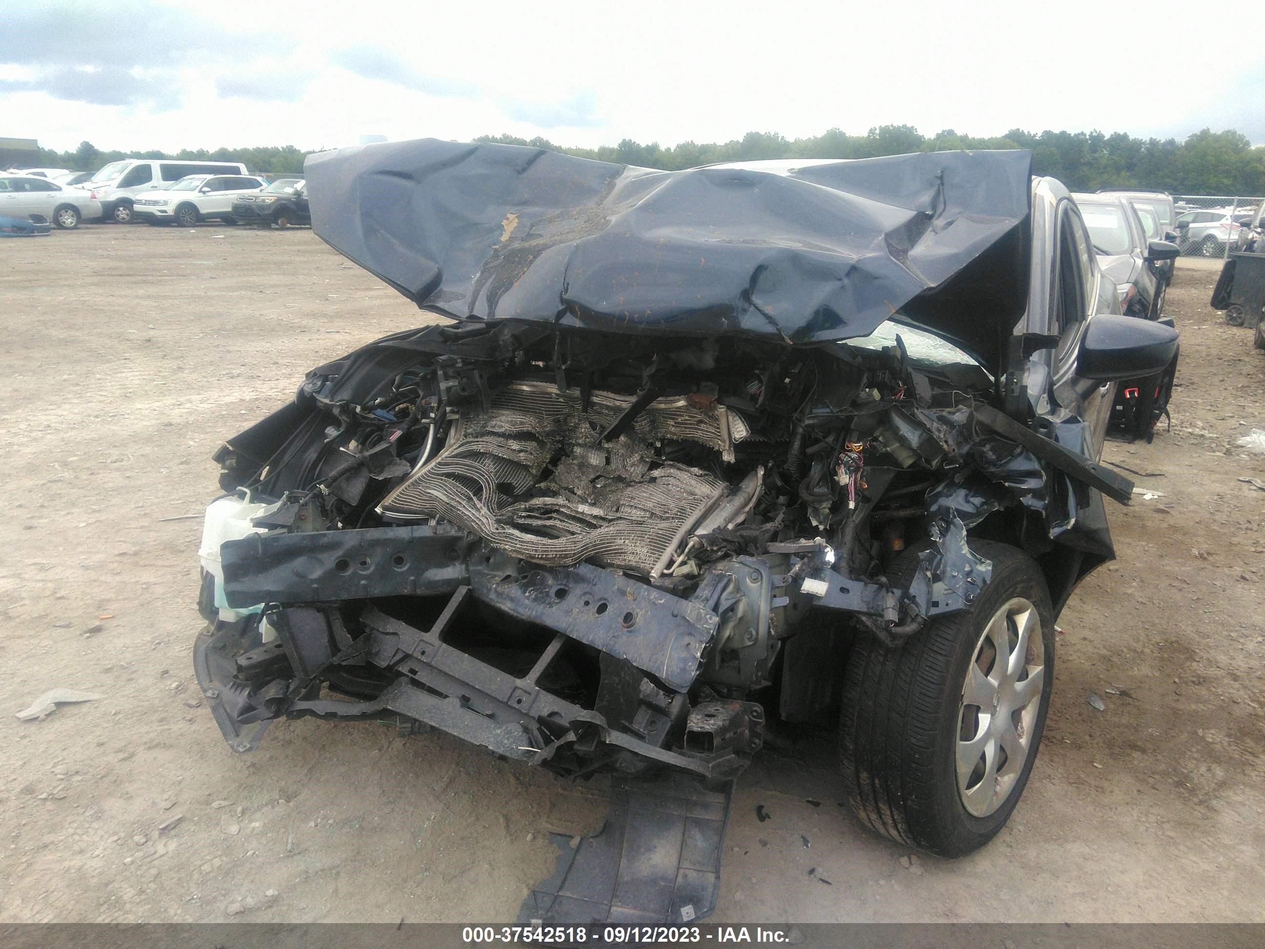 Photo 5 VIN: 3MZBM1J7XGM300292 - MAZDA 3 