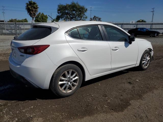 Photo 2 VIN: 3MZBM1K70GM273070 - MAZDA 3 