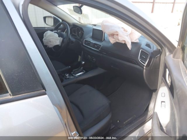 Photo 4 VIN: 3MZBM1K73FM174547 - MAZDA 3 