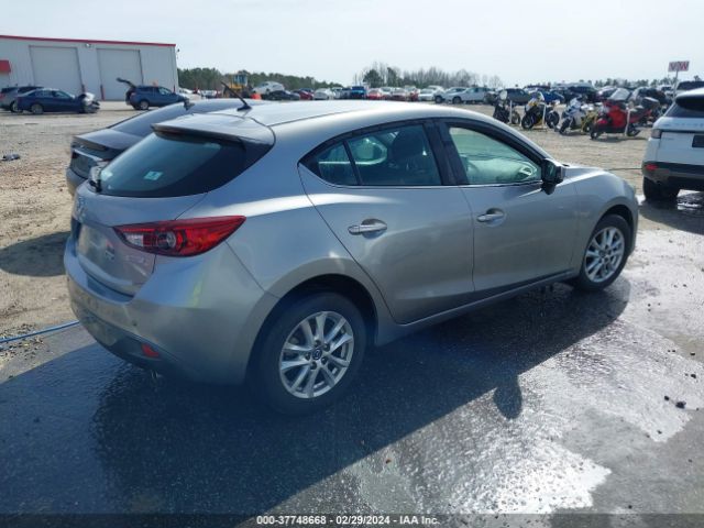 Photo 3 VIN: 3MZBM1K75GM261593 - MAZDA MAZDA3 