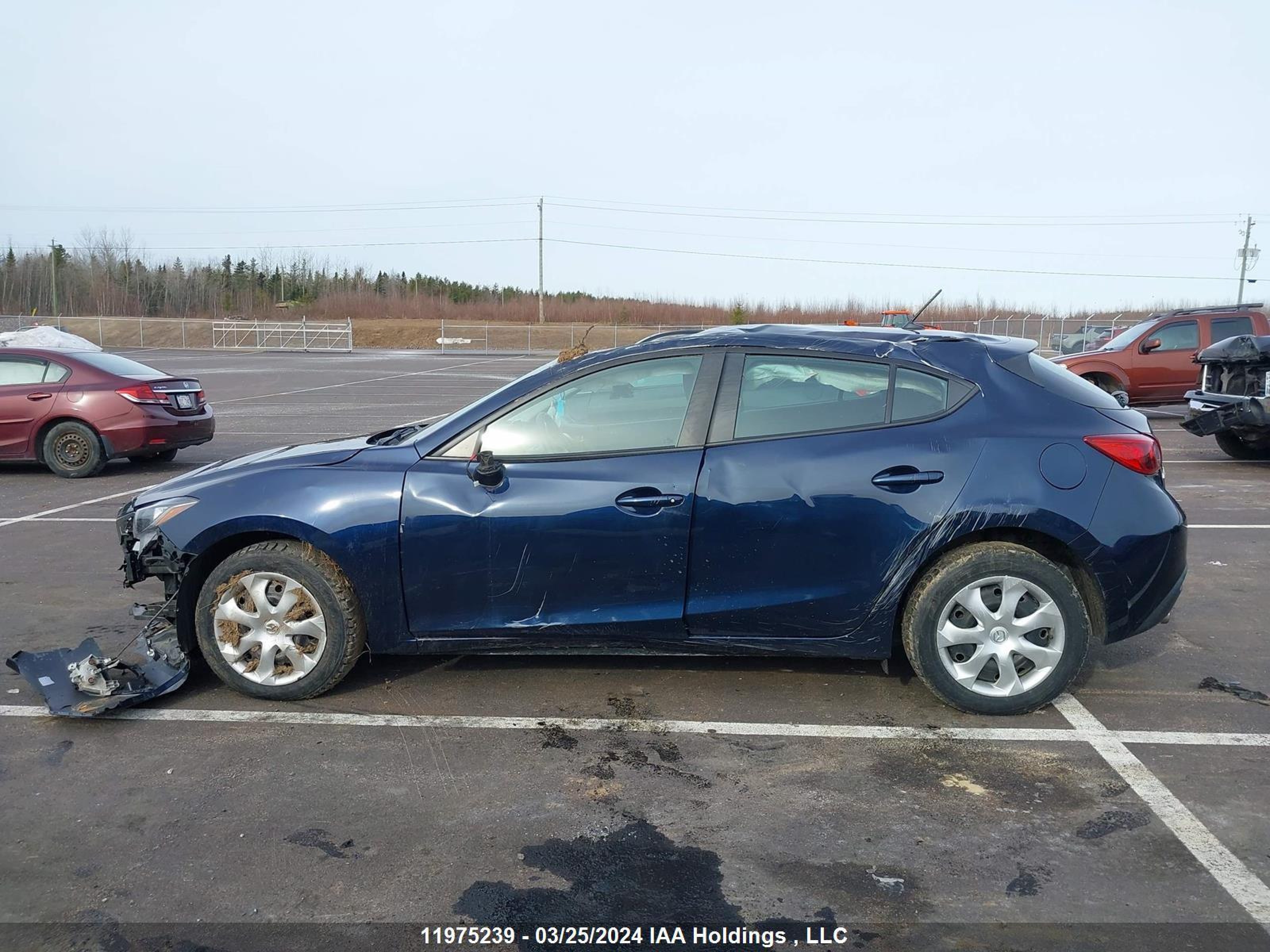 Photo 13 VIN: 3MZBM1K76GM310834 - MAZDA 3 