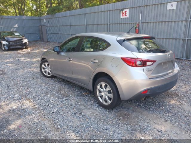 Photo 2 VIN: 3MZBM1K77FM202866 - MAZDA MAZDA3 