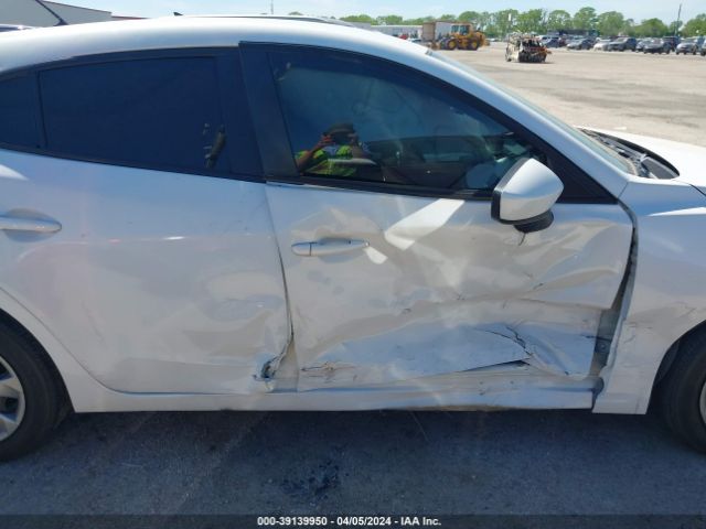 Photo 5 VIN: 3MZBM1K78FM145674 - MAZDA MAZDA3 