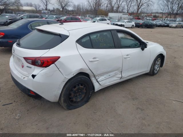 Photo 3 VIN: 3MZBM1K78FM186693 - MAZDA MAZDA3 