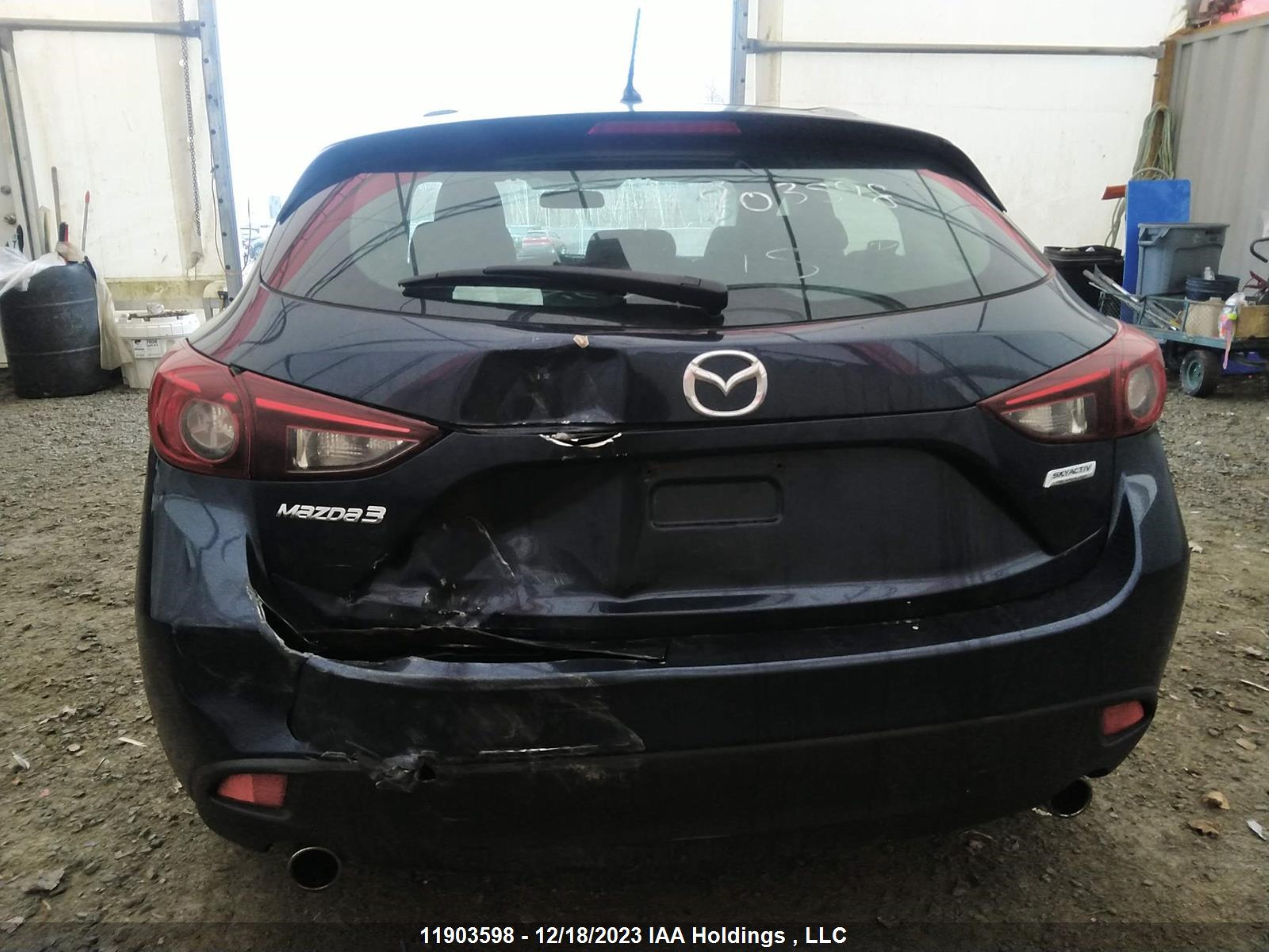 Photo 5 VIN: 3MZBM1K7XFM165036 - MAZDA 3 